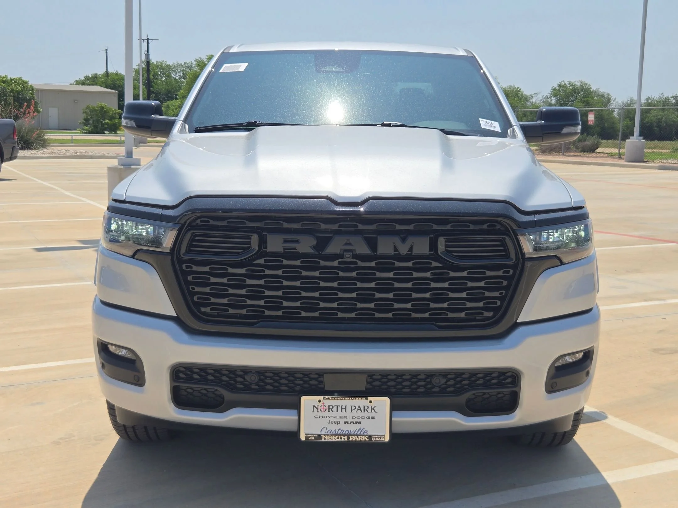 New 2026 Silver Zynith Exterior Paint RAM Big Horn/Lone Star image 8