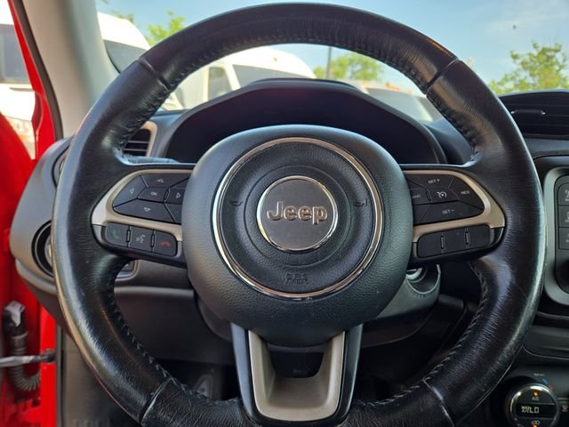 Used 2017 Red Jeep Latitude image 18