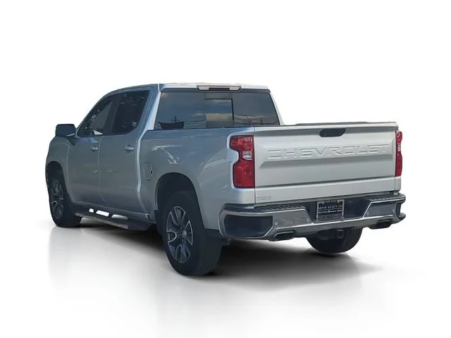 Used 2021 SILVER ICE METALLIC Chevrolet LT image 5