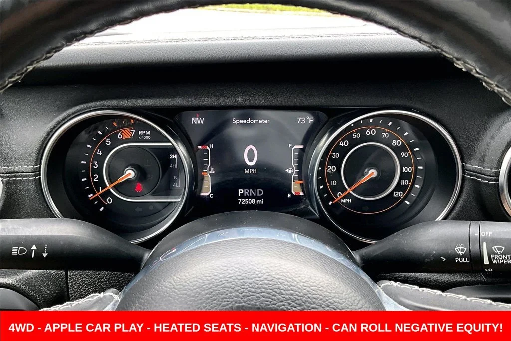 Used 2022 White Jeep Unlimited Sahara image 13