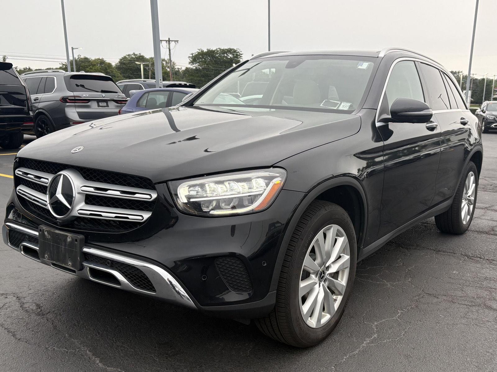 Used 2021 Black Mercedes-Benz GLC 300 image 3