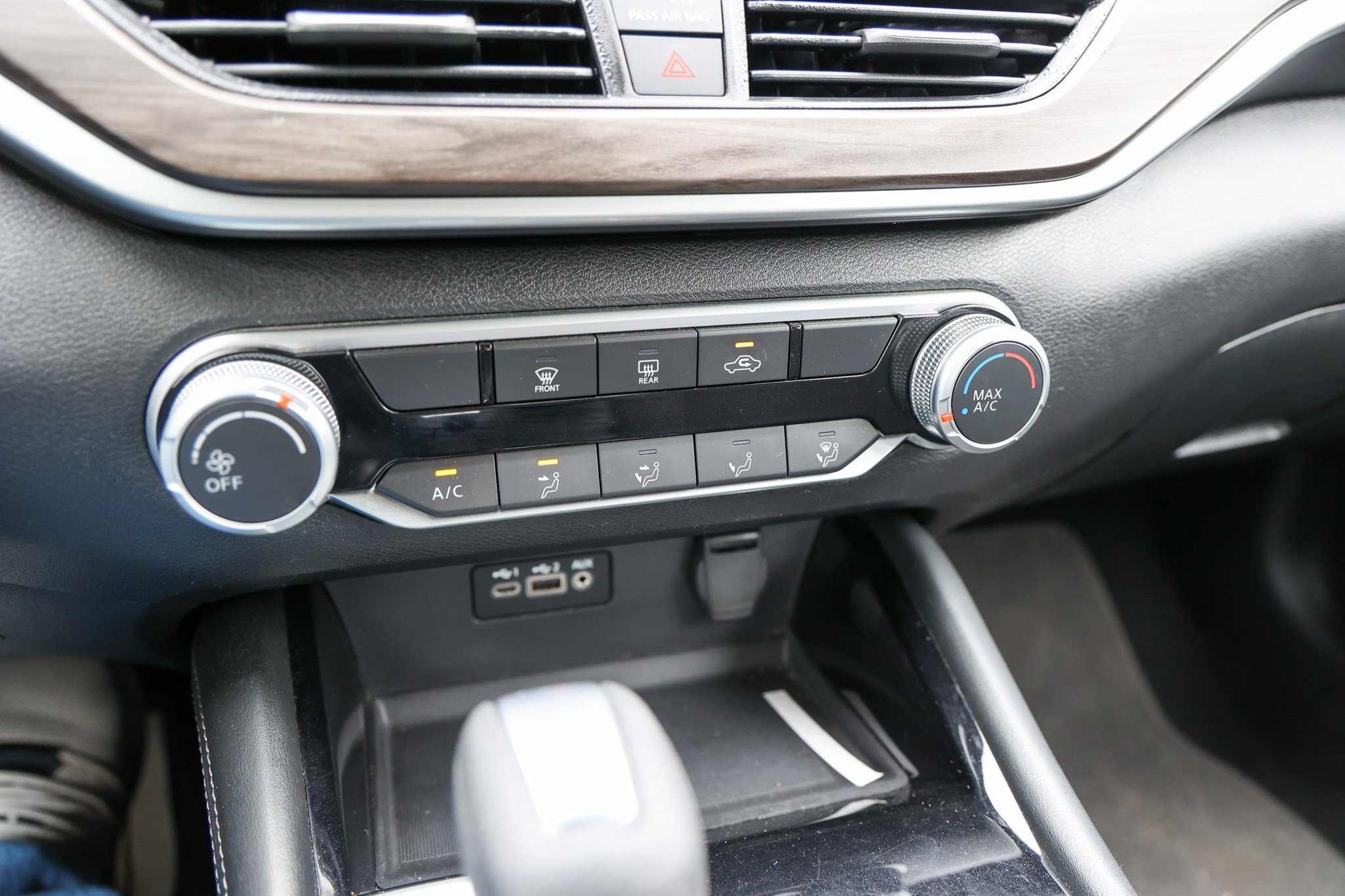 Used 2023 Gun Metallic Nissan 2.5 SV image 20