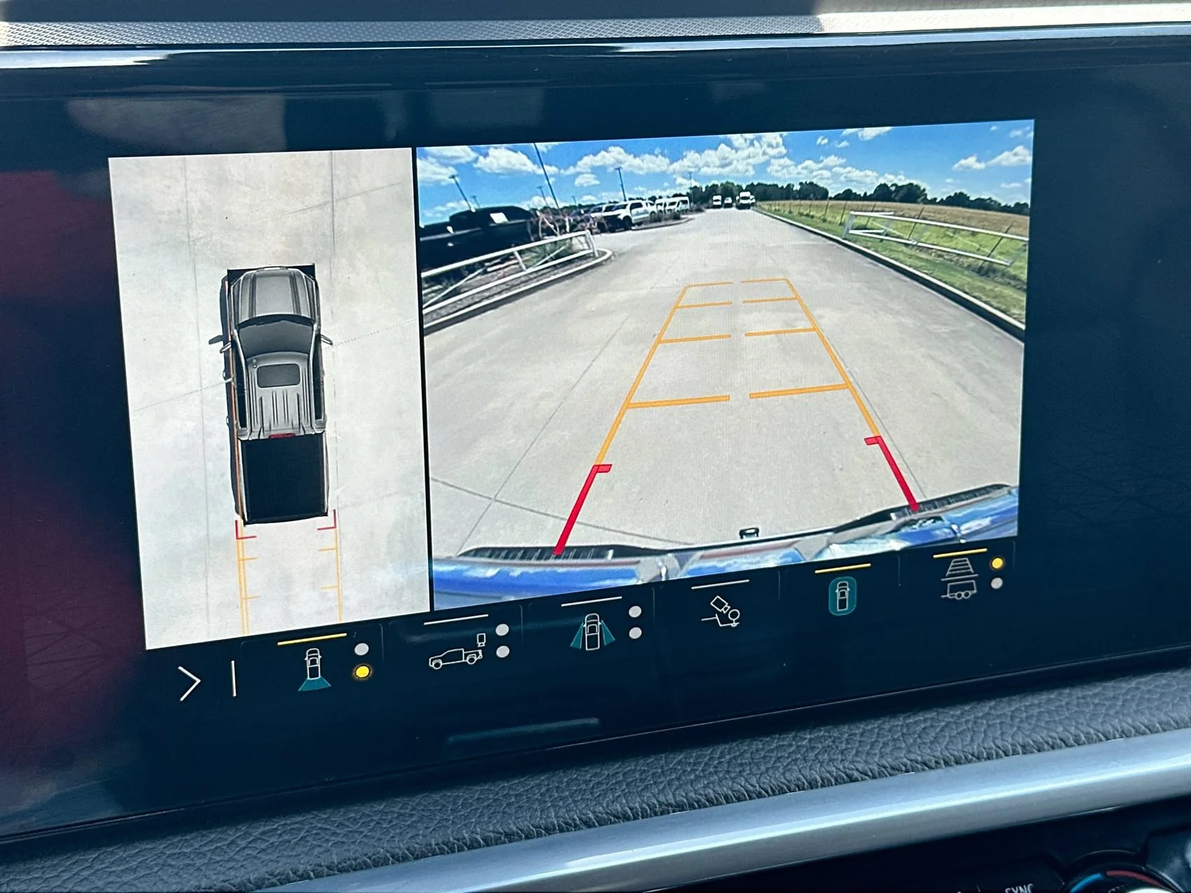 Used 2022 Quicksilver Metallic GMC Denali image 17