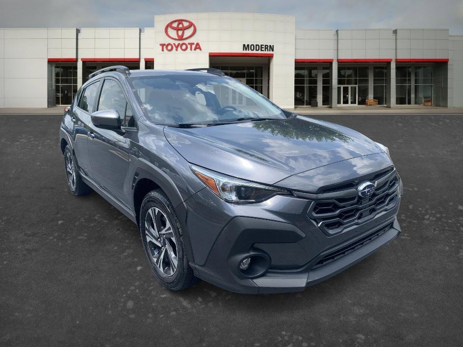 Used 2024 Magnetite Gray Metallic Subaru Premium image 3