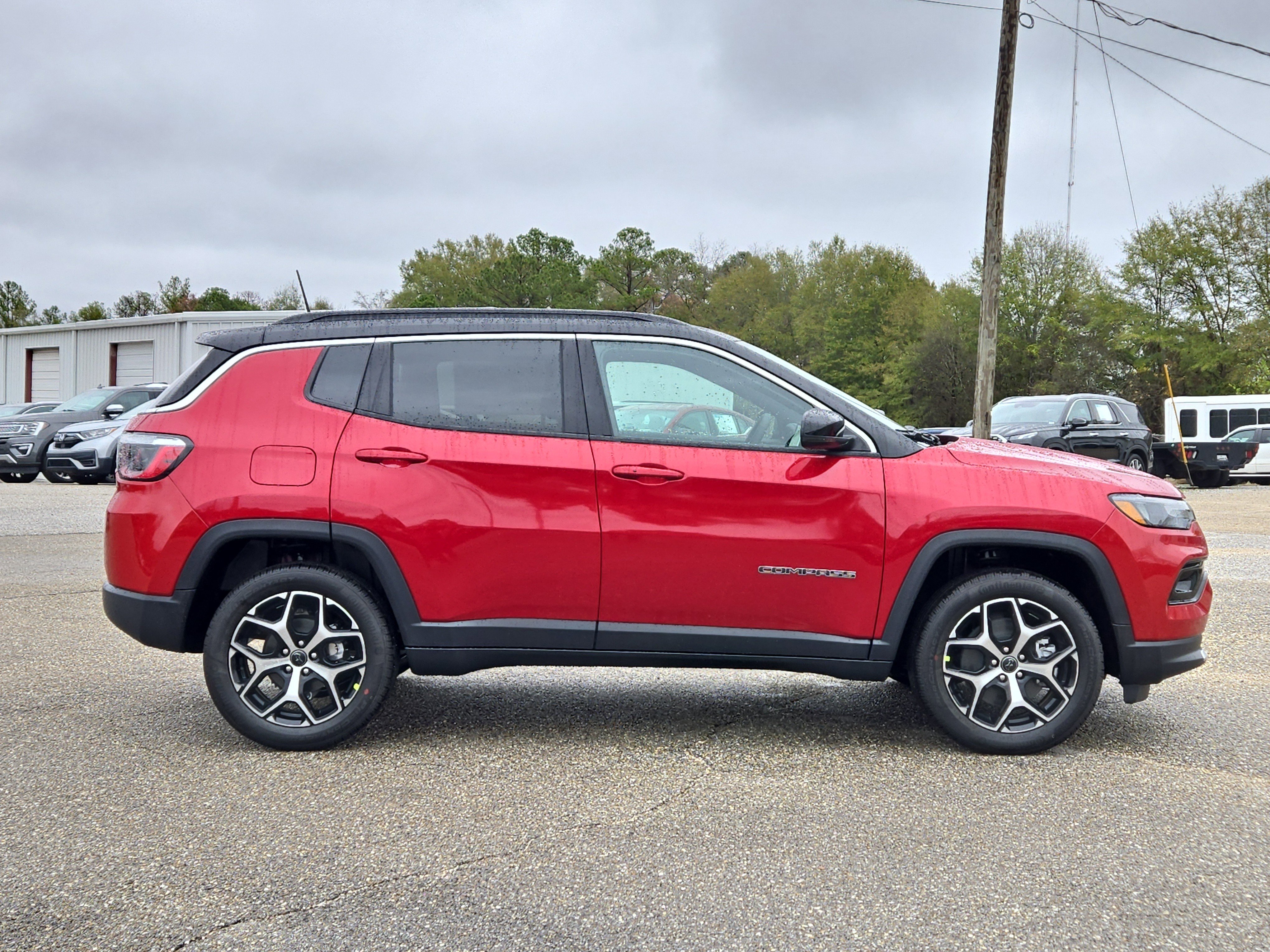 New 2026 Red Hot Pearlcoat Jeep Limited image 5