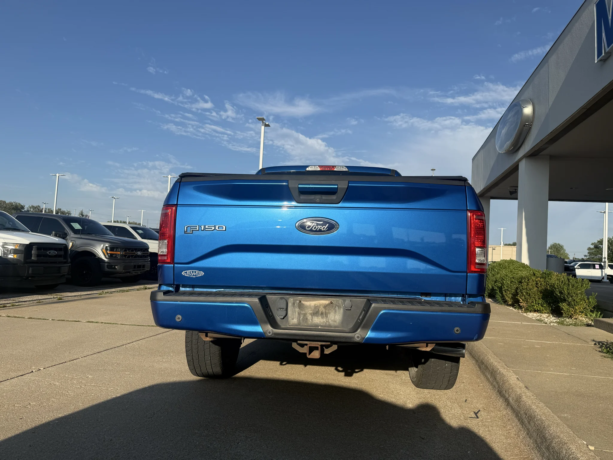 Used 2015 Blue Flame Metallic Ford XLT image 7