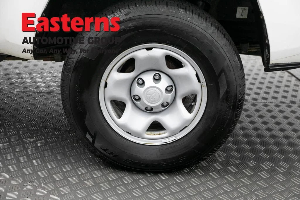 Used 2020 White Toyota SR image 30