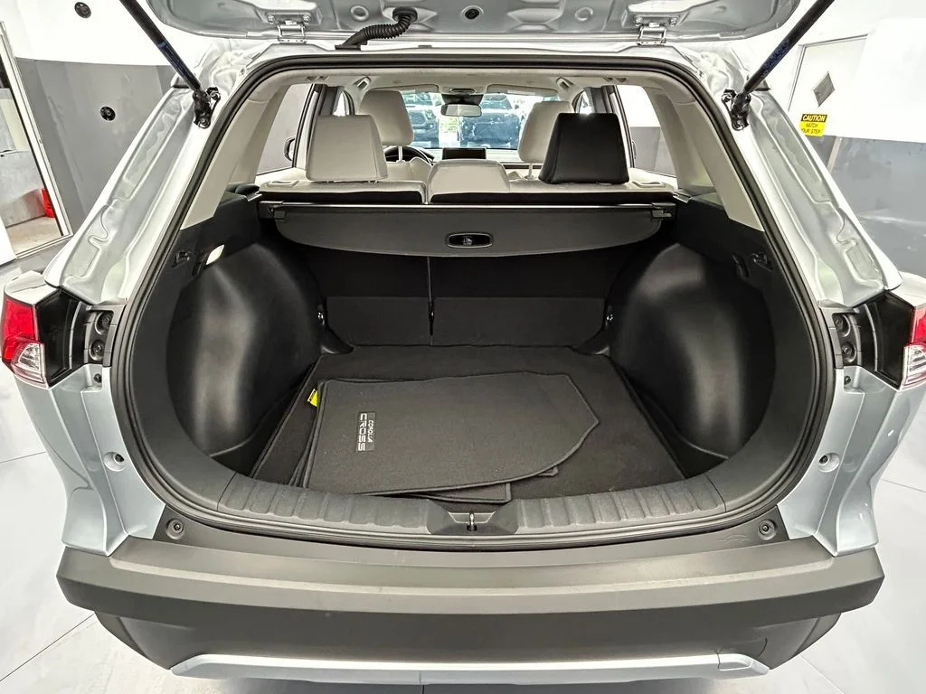 Used 2025 Silver Toyota L image 34