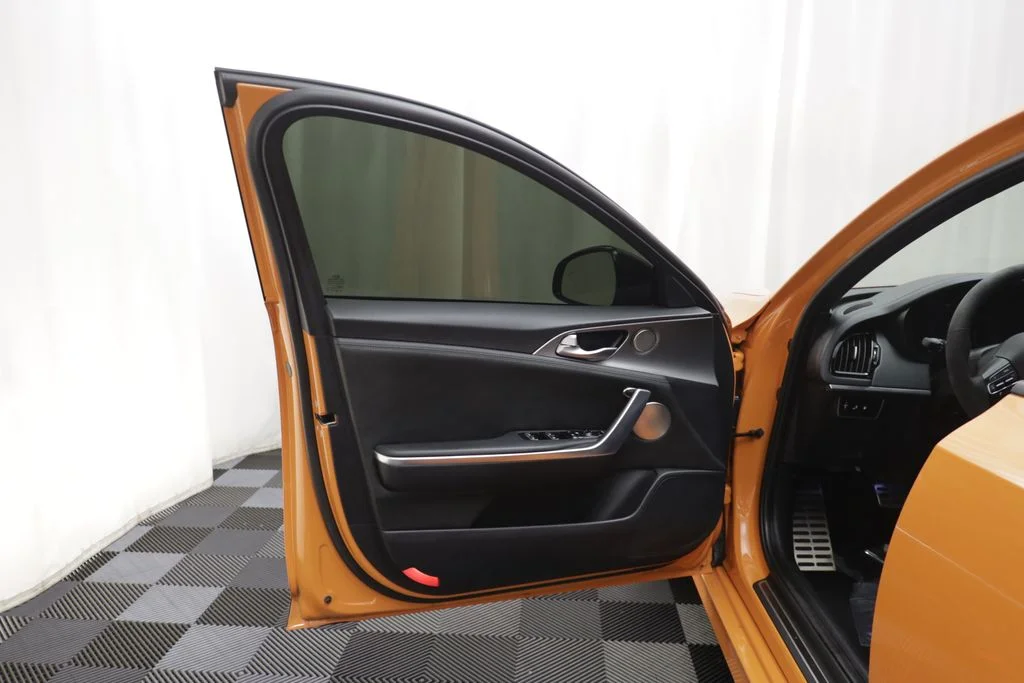 Used 2019 Orange Kia GTS image 4
