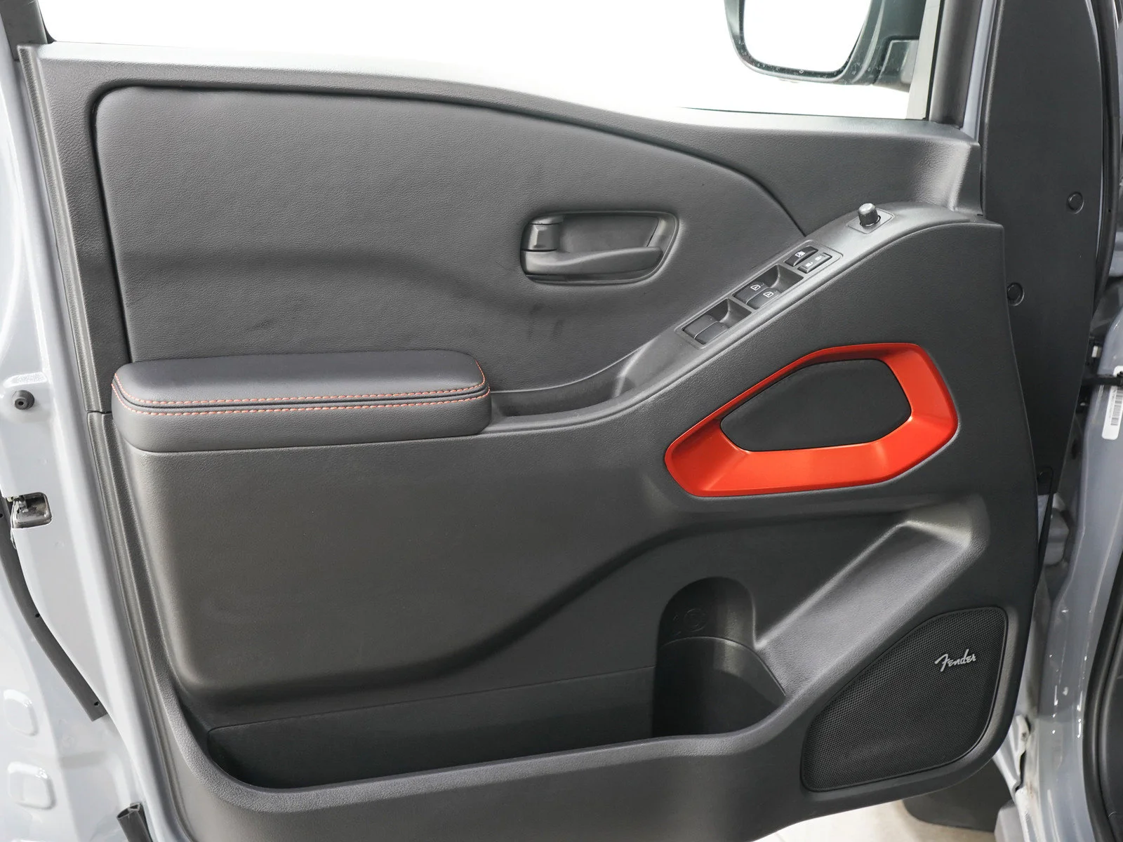 Used 2026 Boulder Gray Pearl Nissan PRO-4X image 21