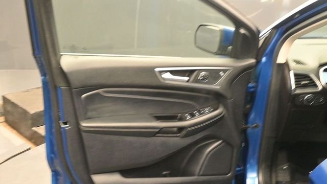 Used 2020 Blue Ford Titanium image 10