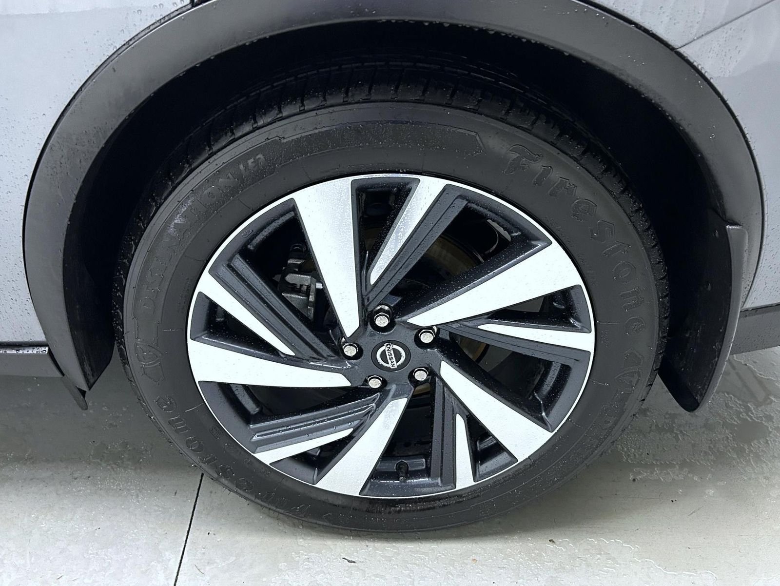 Used 2022 Gray Nissan SL image 22
