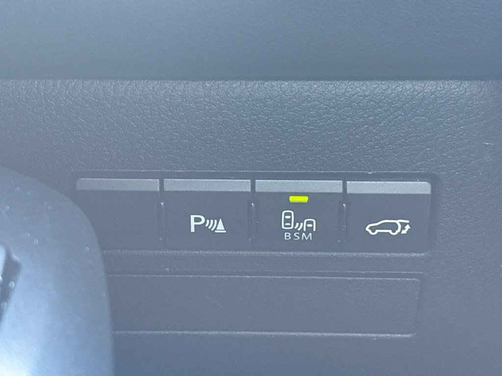 Used 2017 Blue Lexus 200t image 29