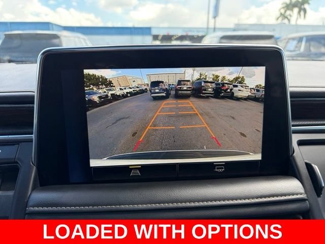Used 2023 IRIDESCENT PEARL TRICOAT Chevrolet Premier image 26