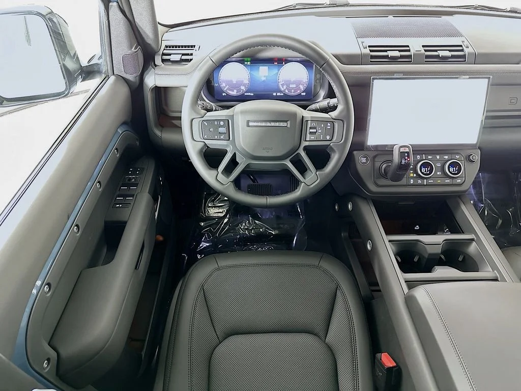 2026 Land Rover Defender S - Photo 23