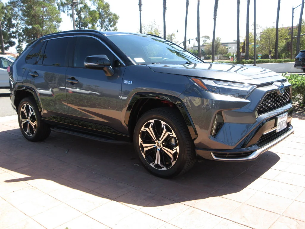 Certified Used 2022 Magnetic Gray Metallic Toyota XSE image 7