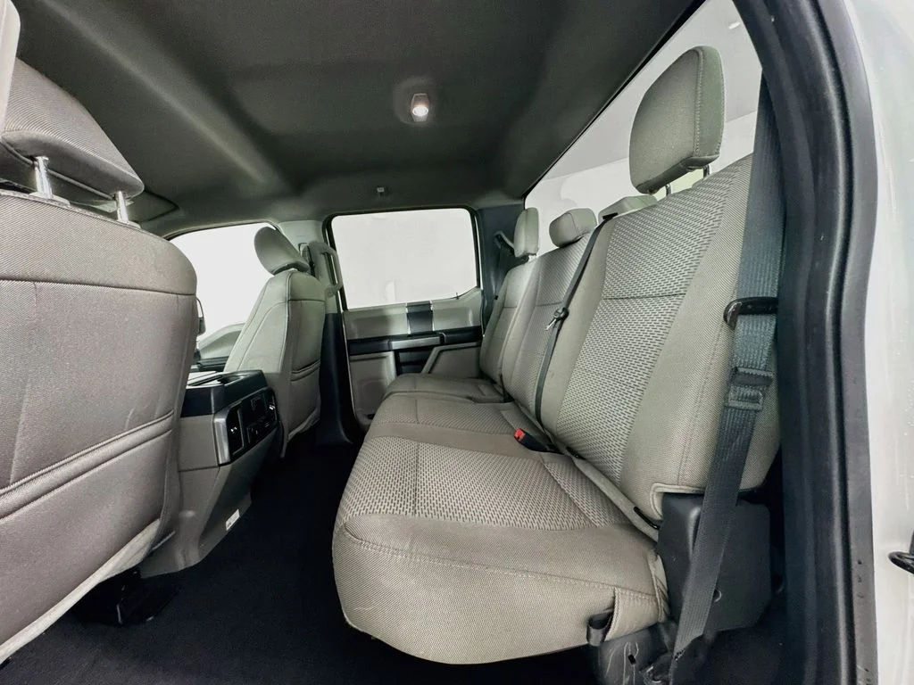 Used 2022 Oxford White Ford XLT image 29