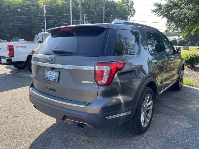 Used 2018 Gray Ford Limited image 6