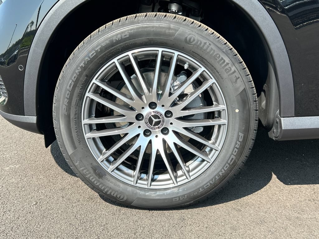 New 2026 Black Mercedes-Benz GLC 300 image 66
