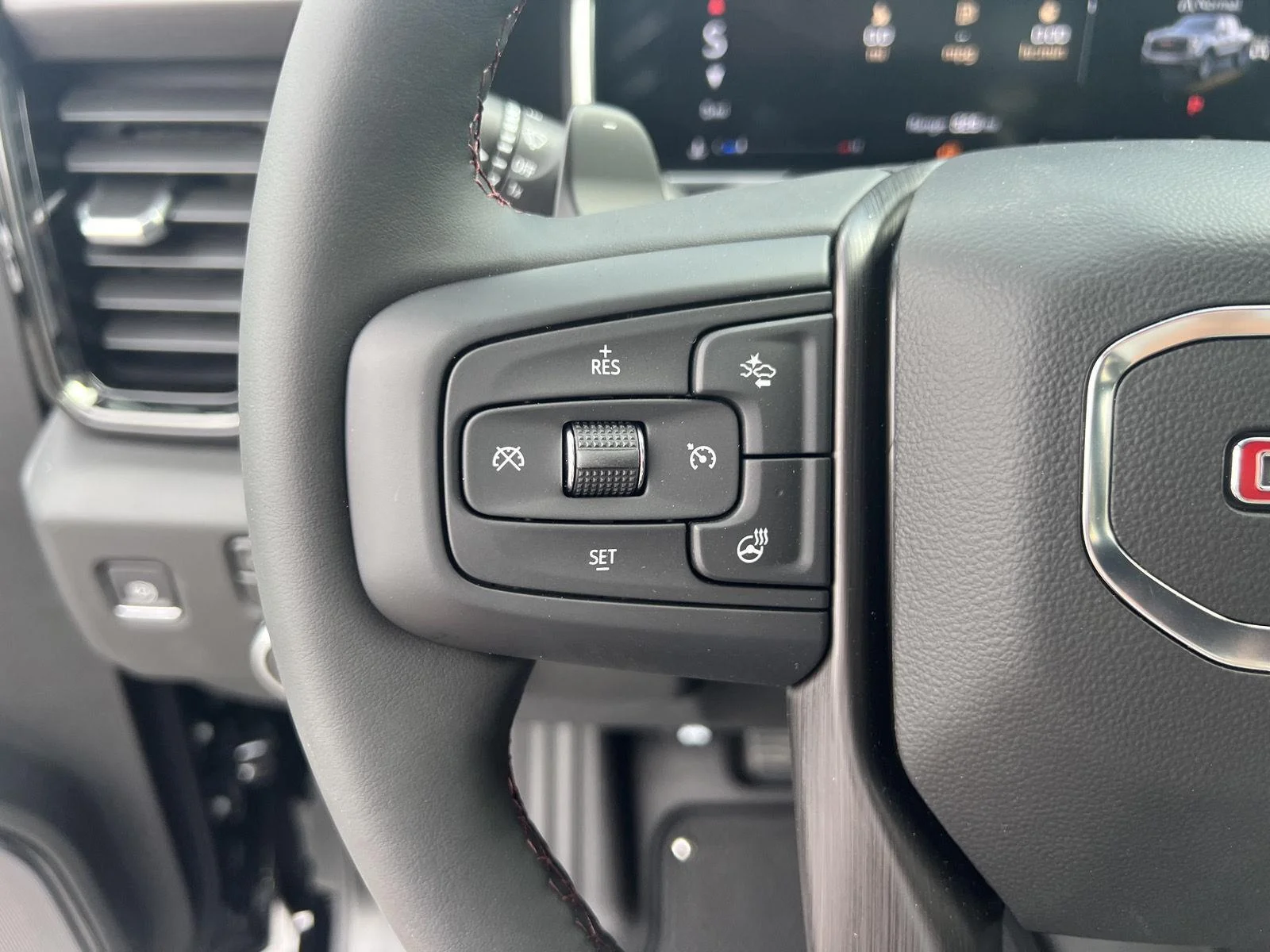 2026 GMC Sierra 1500 AT4X - Photo 19