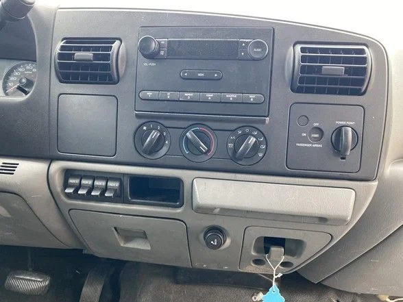 Used 2006  Ford  image 15