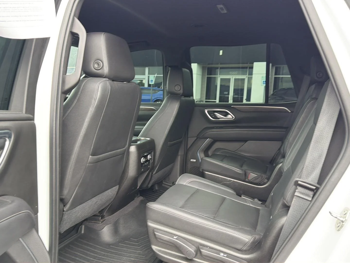 Used 2021 Summit White Chevrolet LT image 19