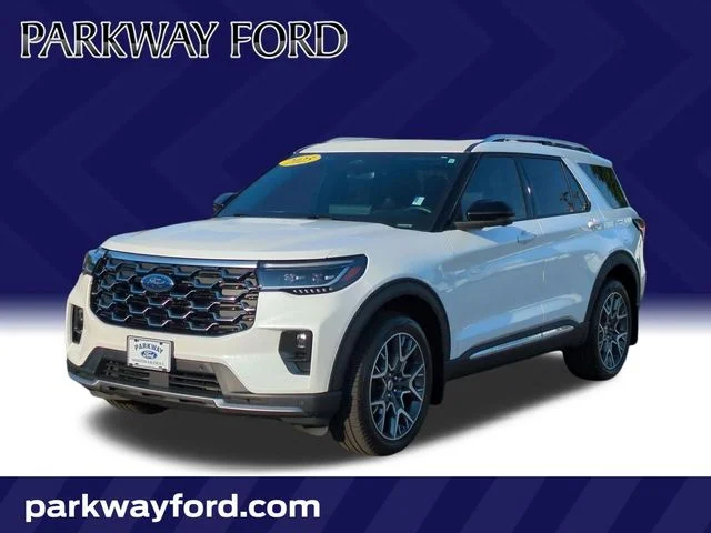 Used 2025 White Ford Platinum image 1