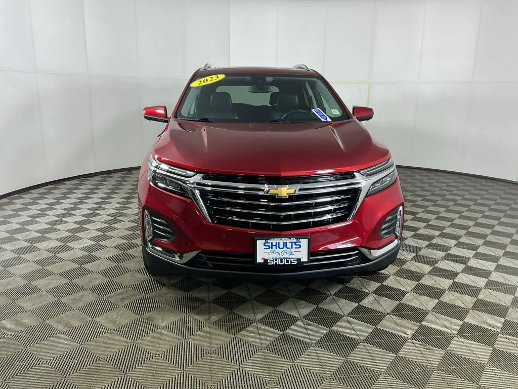 Used 2023 RADIANT RED TINTCOAT Chevrolet Premier image 3
