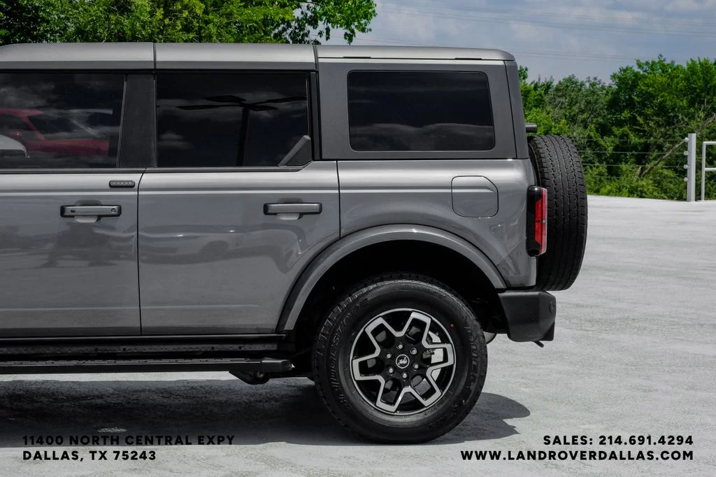 Used 2024 Gray Metallic Ford Outer Banks image 15