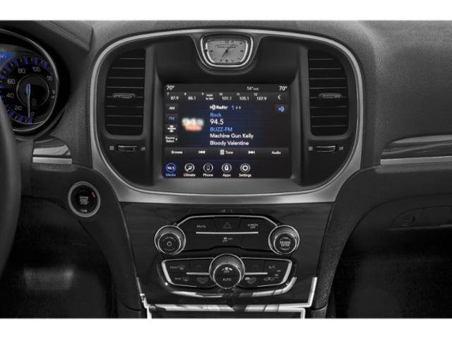 2022 Chrysler 300 Touring - Photo 20