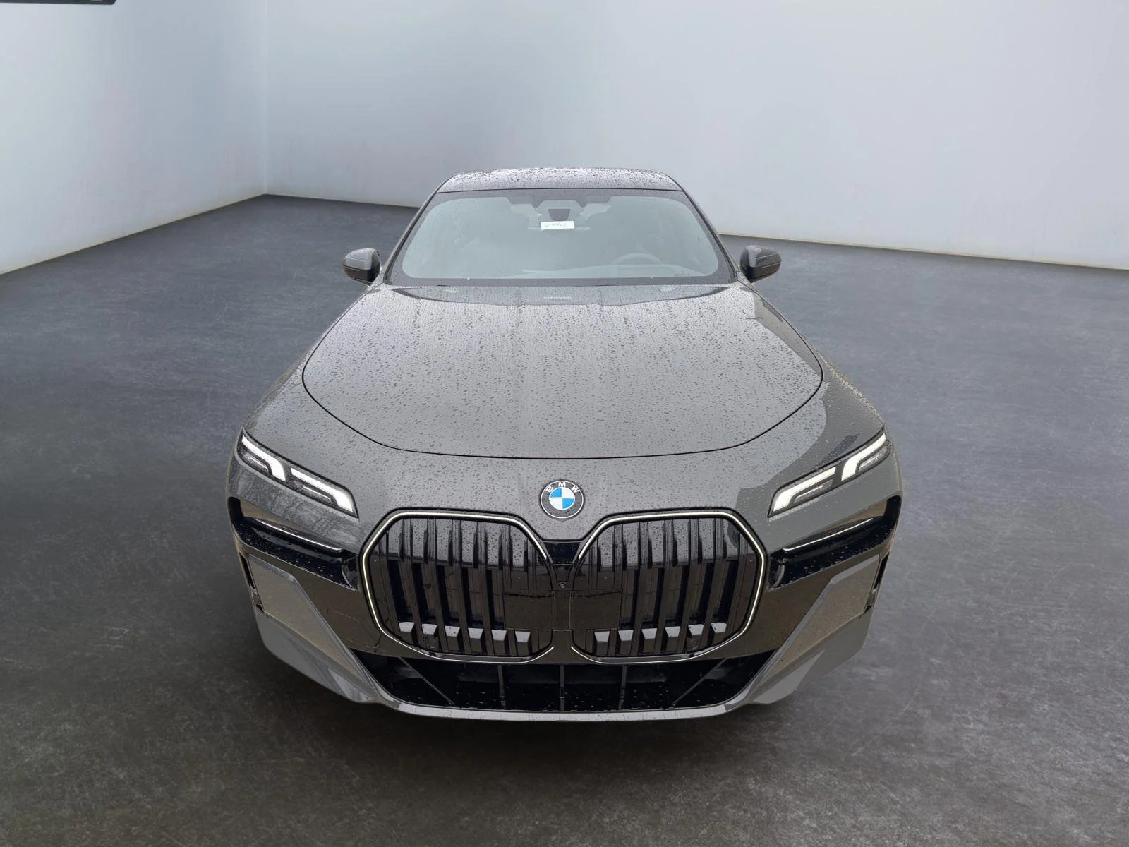 2026 BMW 7 Series 740i - Photo 10