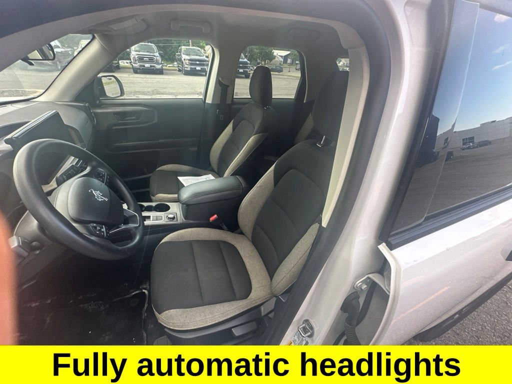 Certified Used 2025 Oxford White Ford Big Bend image 10