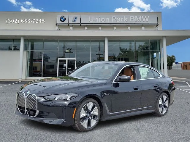 New 2026 Black Sapphire Metallic BMW xDrive40 image 1
