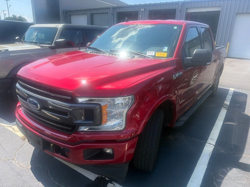 Used 2020 Rapid Red Metallic Tinted Clearcoat Ford XLT image 2