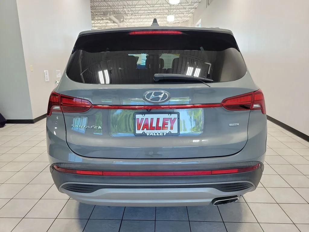 Certified Used 2021 Gray Hyundai SE image 5