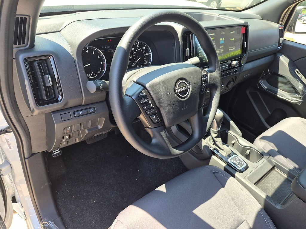 New 2026 Glacier White Nissan Crew Cab SV image 7