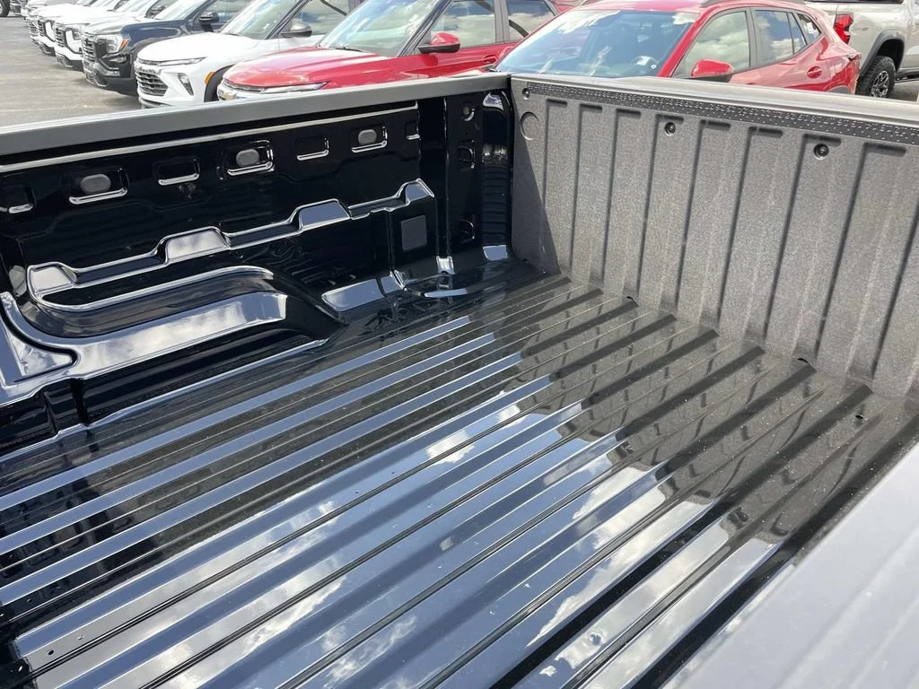New 2026 Onyx Black GMC Elevation image 12