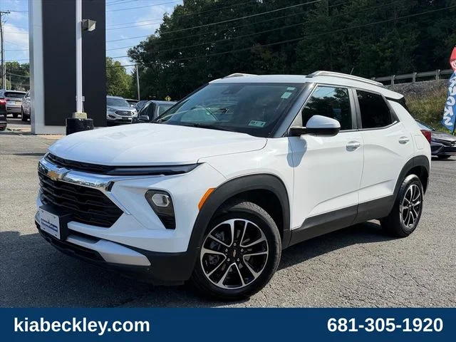 Used 2024 White Chevrolet LT image 2