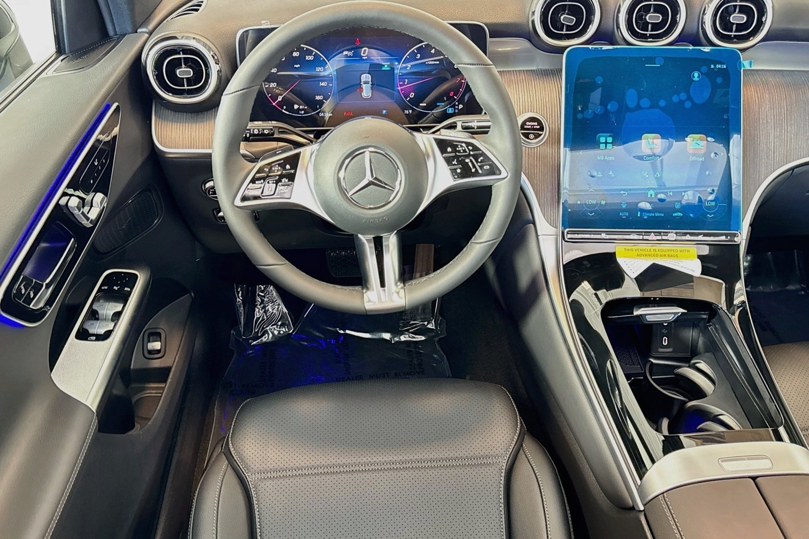 New 2027 Graphite Grey Metallic Mercedes-Benz GLC 300 image 20