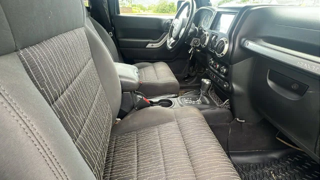 Used 2012 Black Jeep Sahara image 12