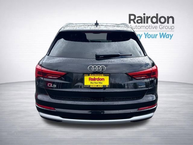 Used 2021 Mythos Black Metallic Audi Premium image 7