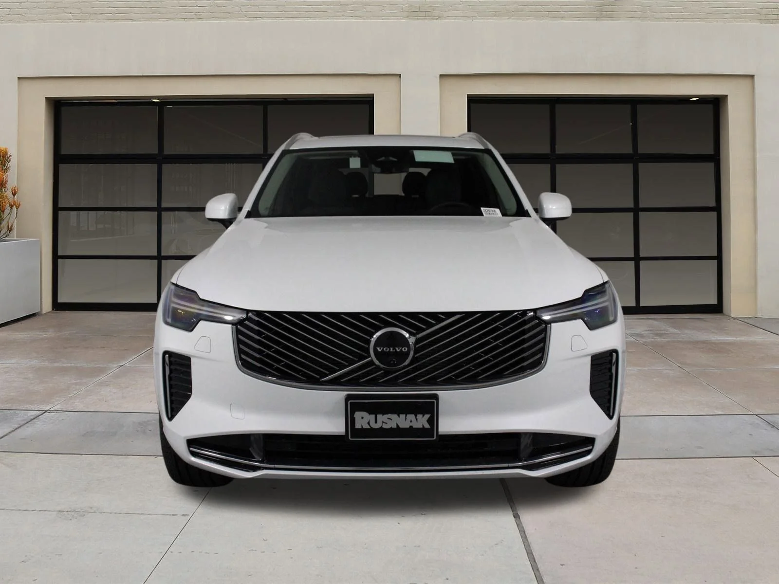 New 2025 White Volvo B6 Plus 7-Seater image 2
