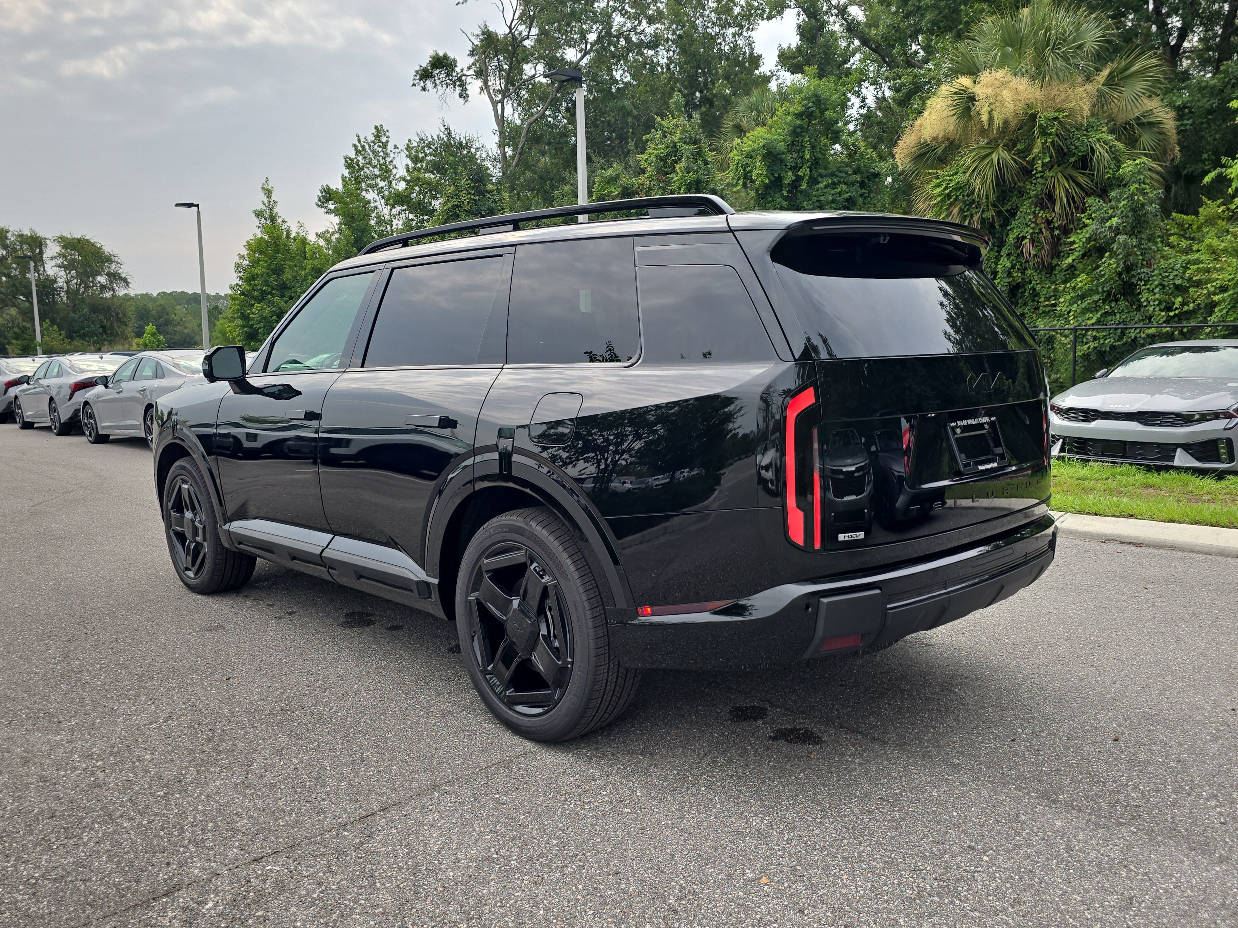 New 2027 Ebony Black Kia X-LINE SX PRESTIGE image 6