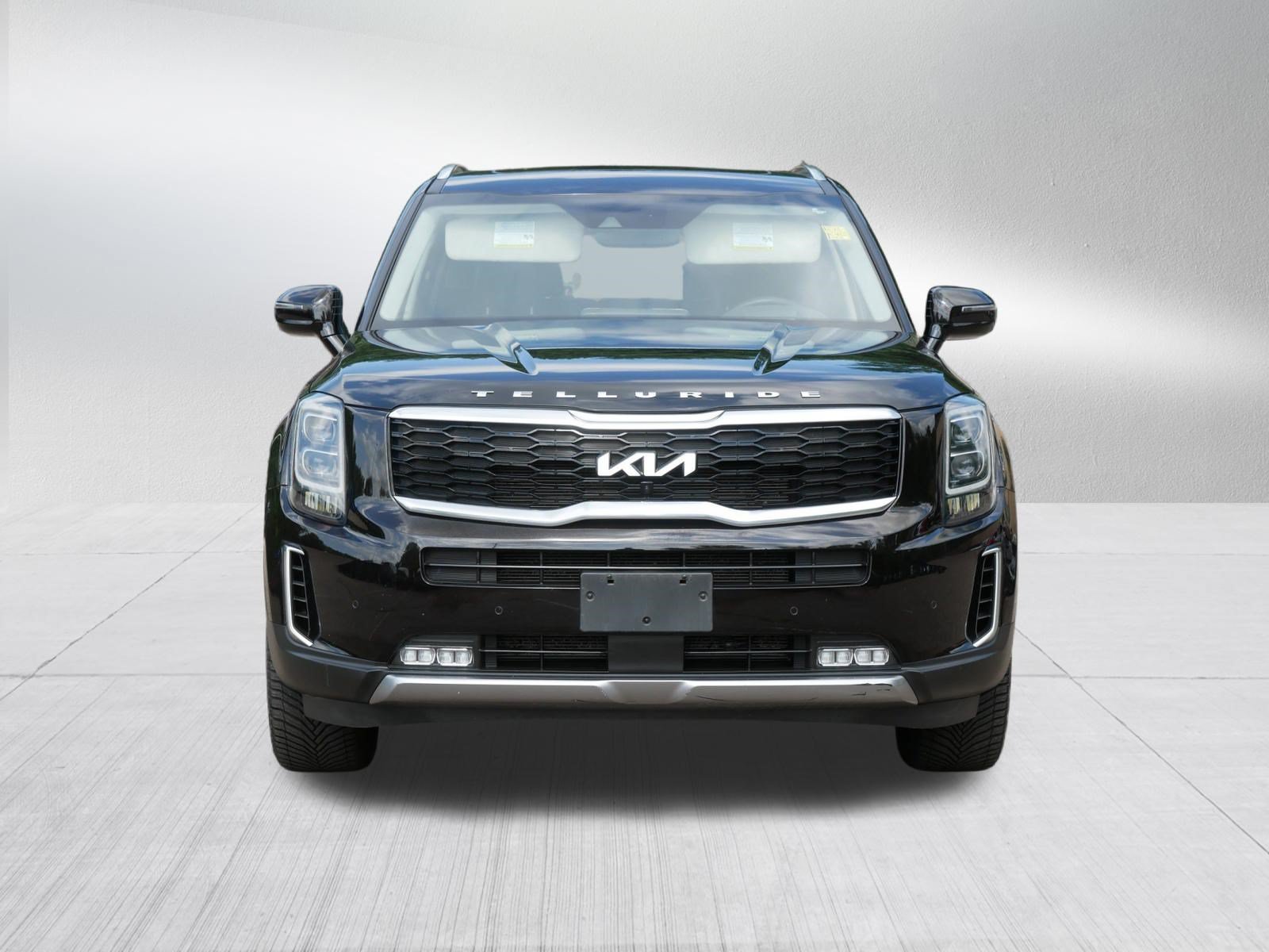 Used 2022 Black Copper Kia SX image 2