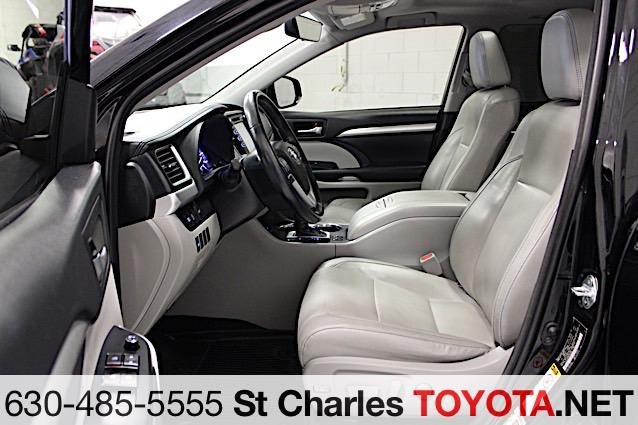 Certified Used 2018 MIDNIGHT BLACK METALLIC Toyota  image 13
