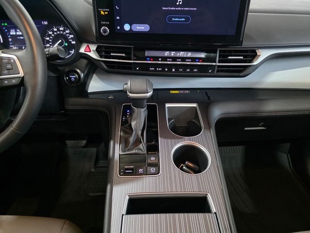 Used 2025 Silver Toyota XLE image 20