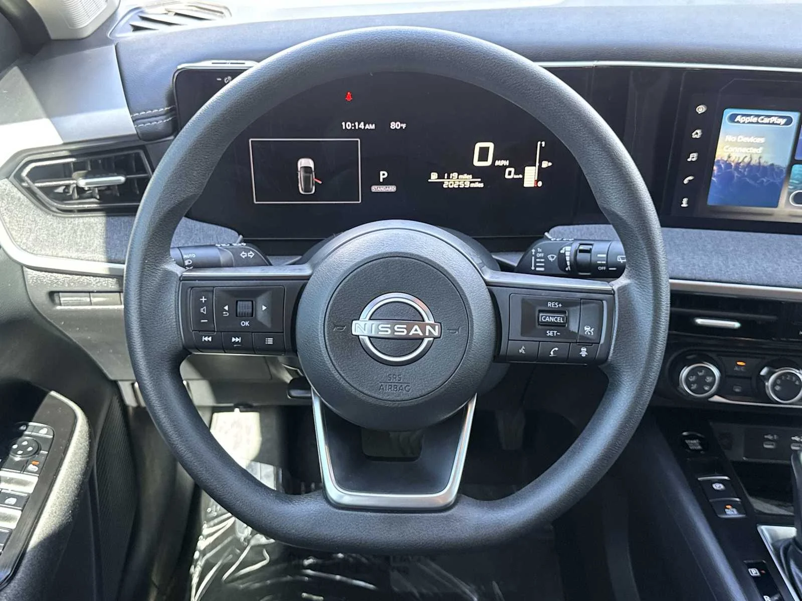 Used 2025 Gun Metallic/Super Black Nissan SV image 26