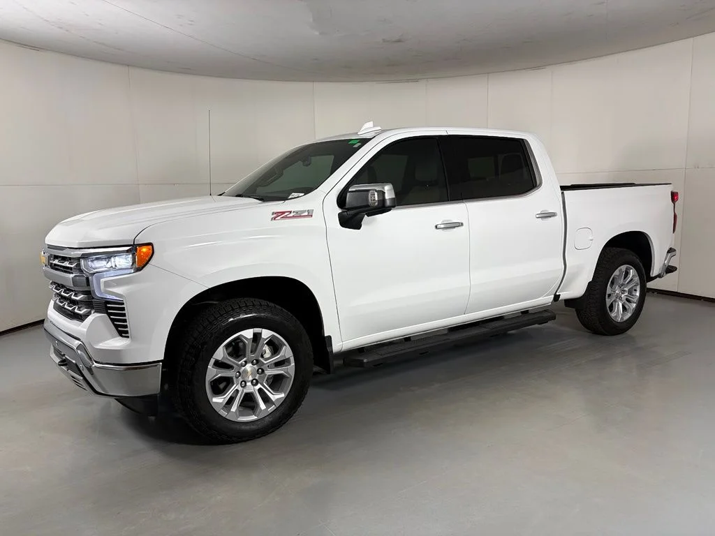 Used 2026 White Chevrolet LTZ image 5
