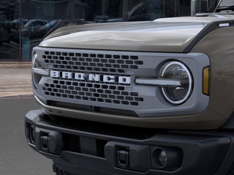 New 2025 Marsh Gray Ford Badlands® image 19
