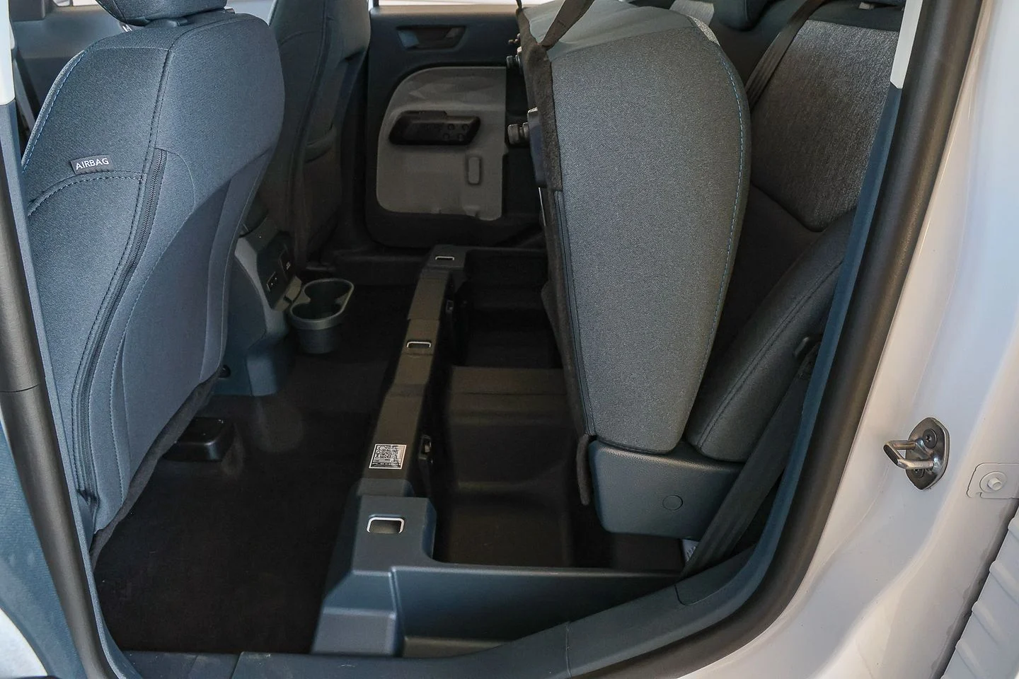 New 2026 Oxford White Ford XLT image 32
